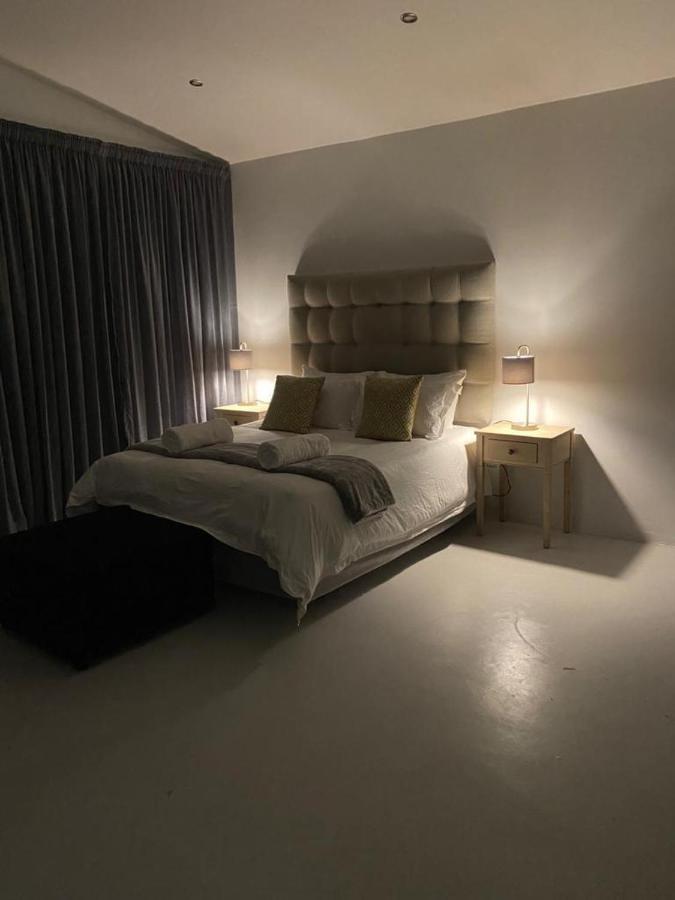 Miles House Leilighet George Eksteriør bilde